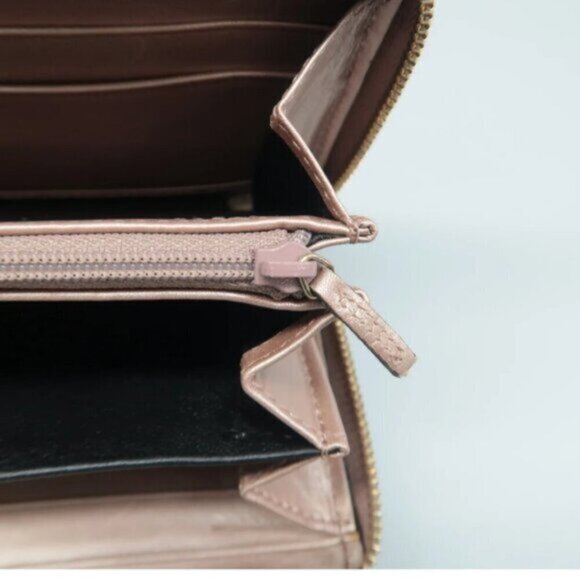 Gucci Emily Champagne Patent leather Wallet  149-082525 - Picture 11 of 12